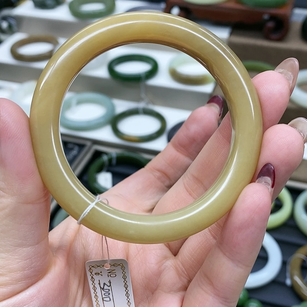 【闪购商品】和田玉手镯未镶嵌