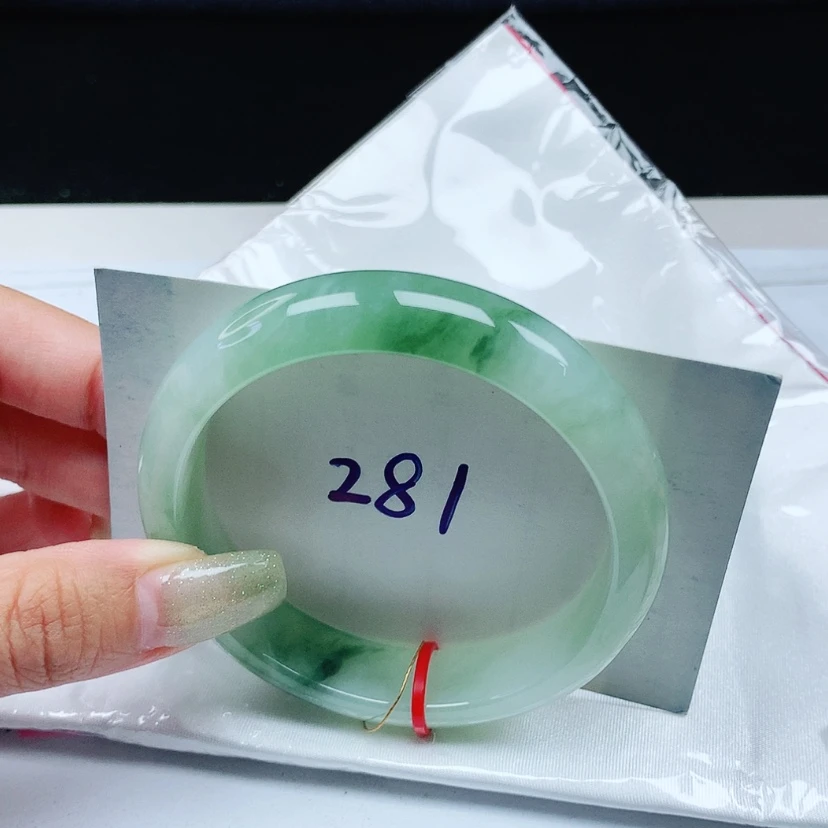【闪购商品】翡翠手镯未镶嵌 正圈58