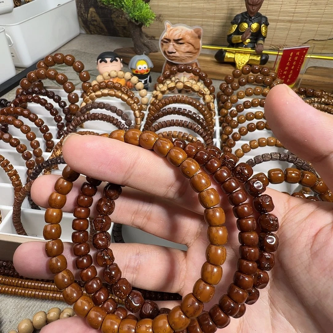 慢***。紫金鼠手串这几个串