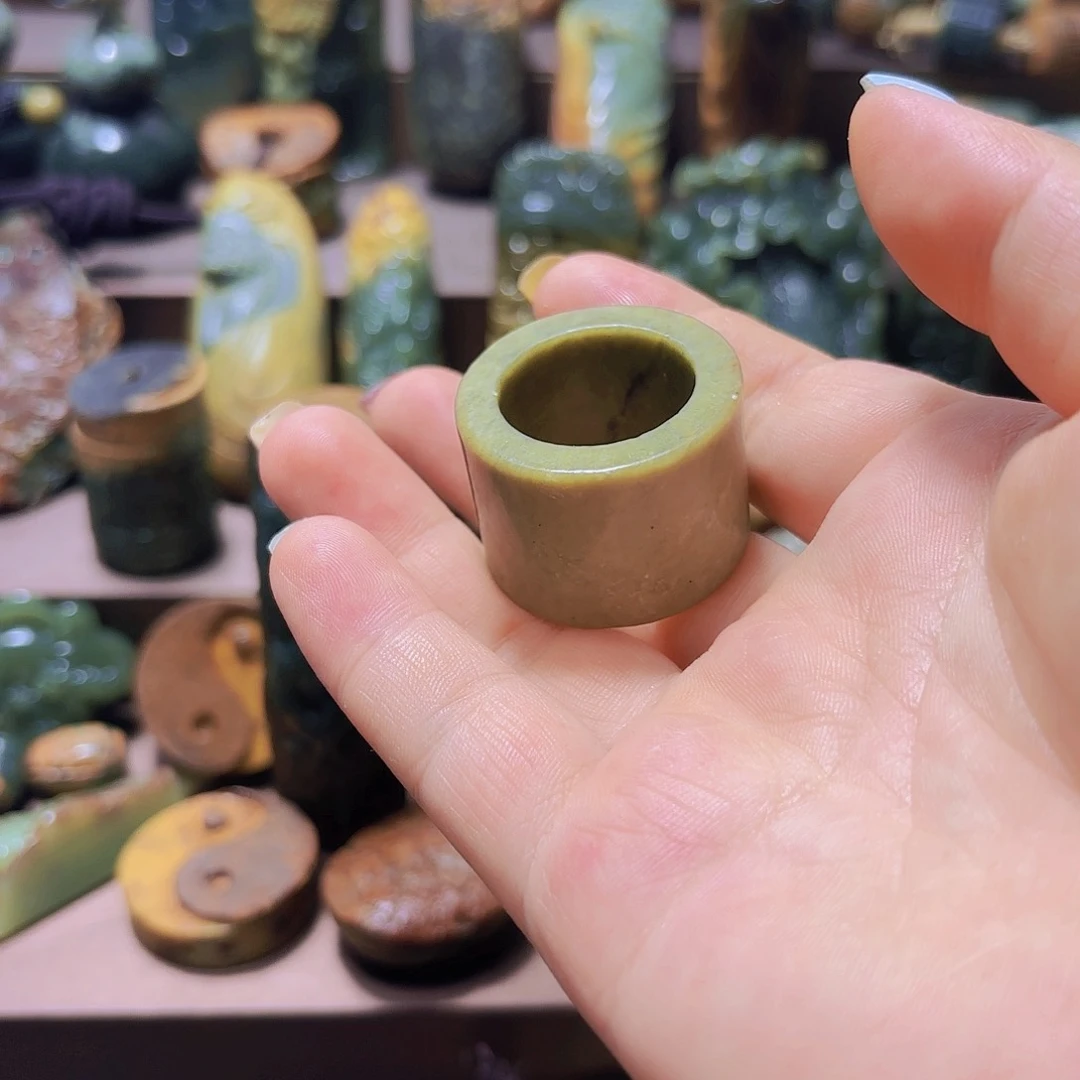 岫岩河磨玉（透闪石质玉）未镶嵌挂件