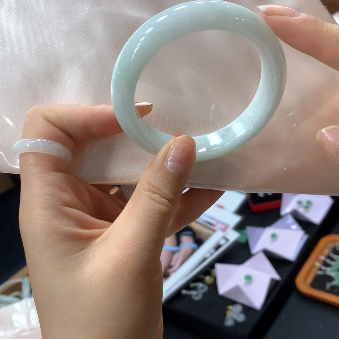 未镶嵌手镯翡翠买断