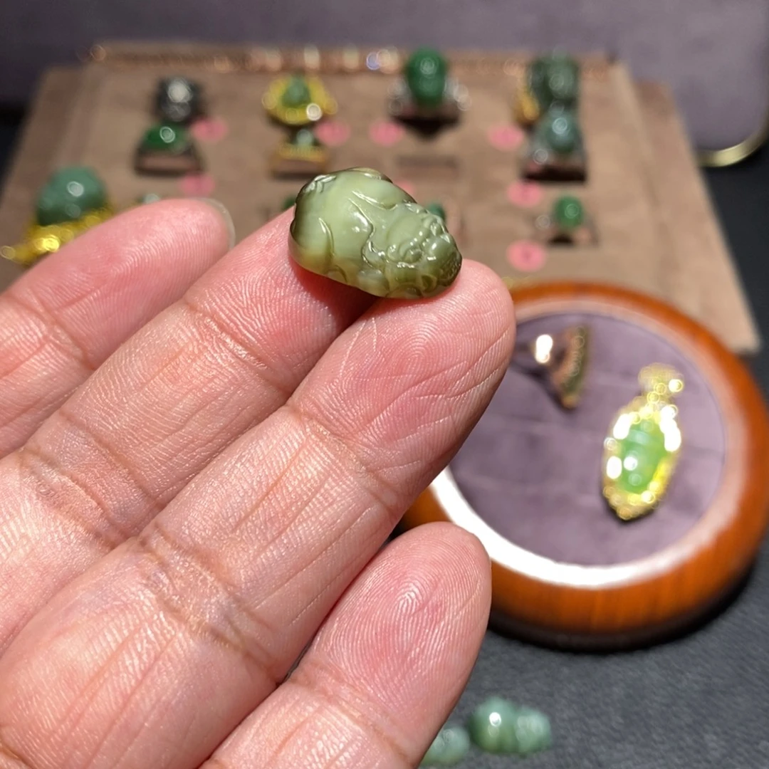 未镶嵌和田玉（碧玉）珠宝半成品