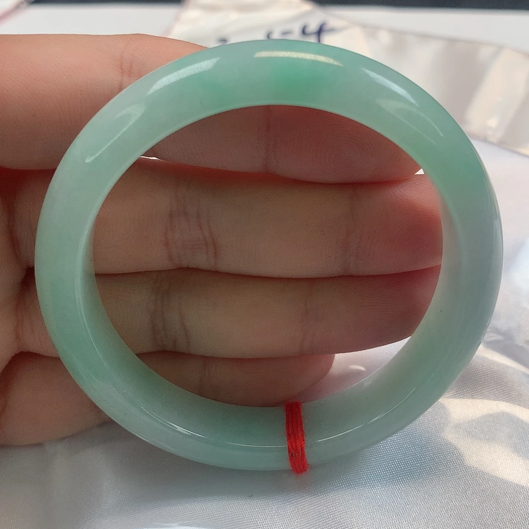 翡翠手镯未镶嵌允*?66号