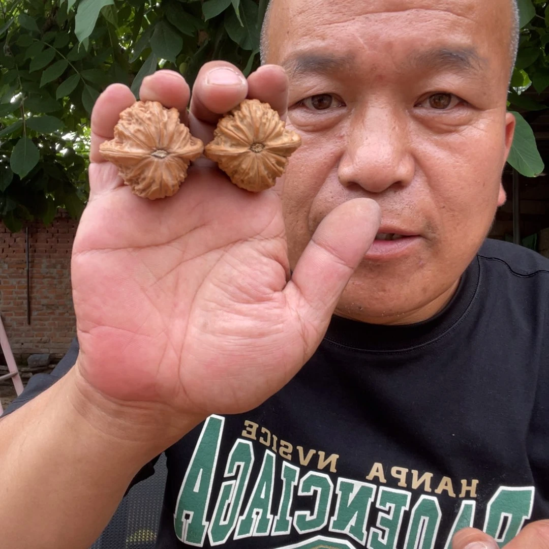 冰***嘴文玩核桃吊坠磨盘40