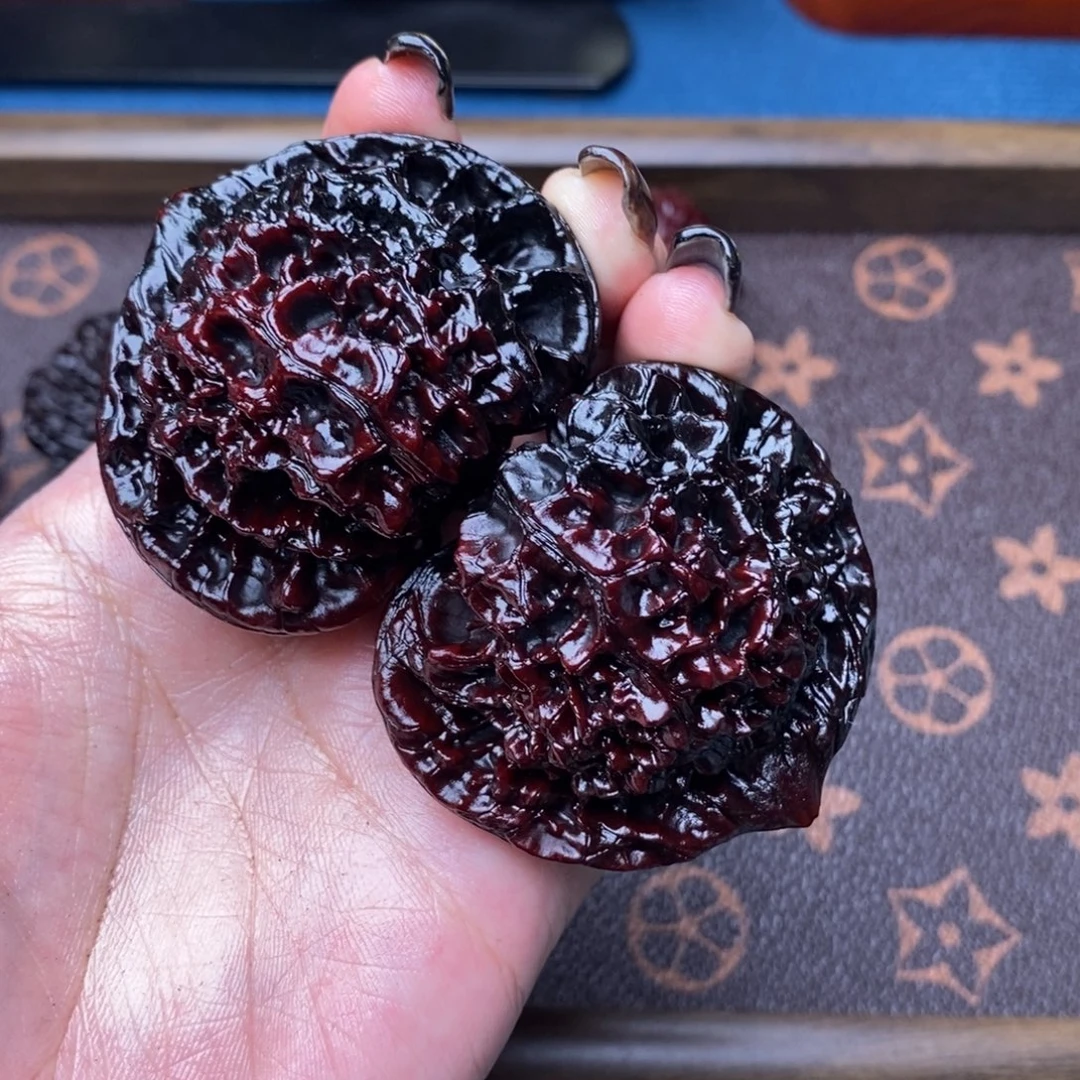 吊坠文玩核桃带彩官帽