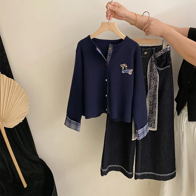 【安安家】韩版女童卡通小狗针织上衣宽松飘带牛仔裤两件套R25474