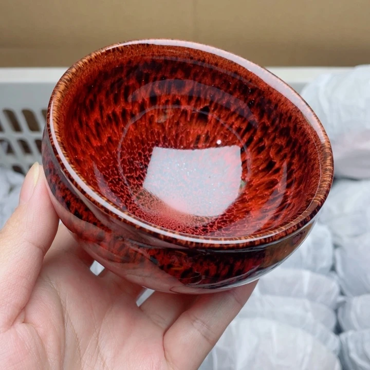 茶盏牛血红毫将军