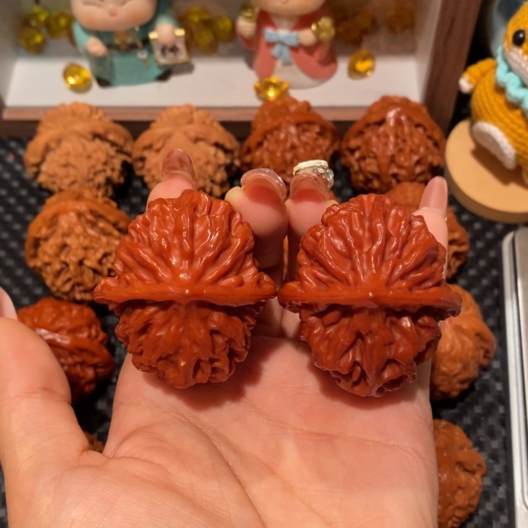 桃核吊坠40玉化帝王，0745