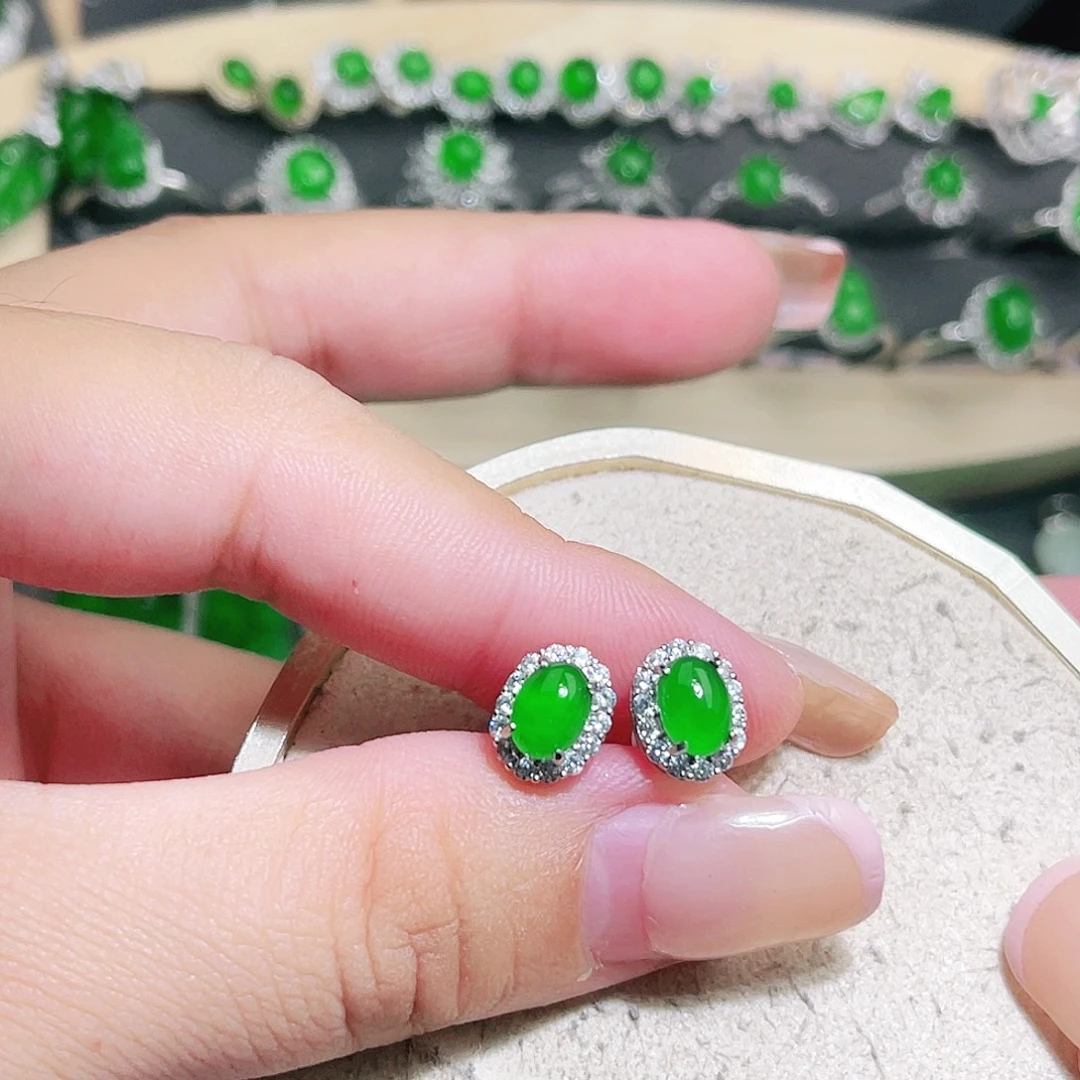 翡翠未镶嵌挂件裸石