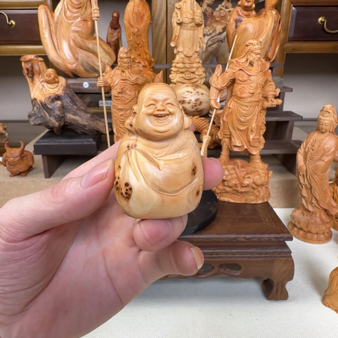 崖柏小木匠艺雕一物一拍