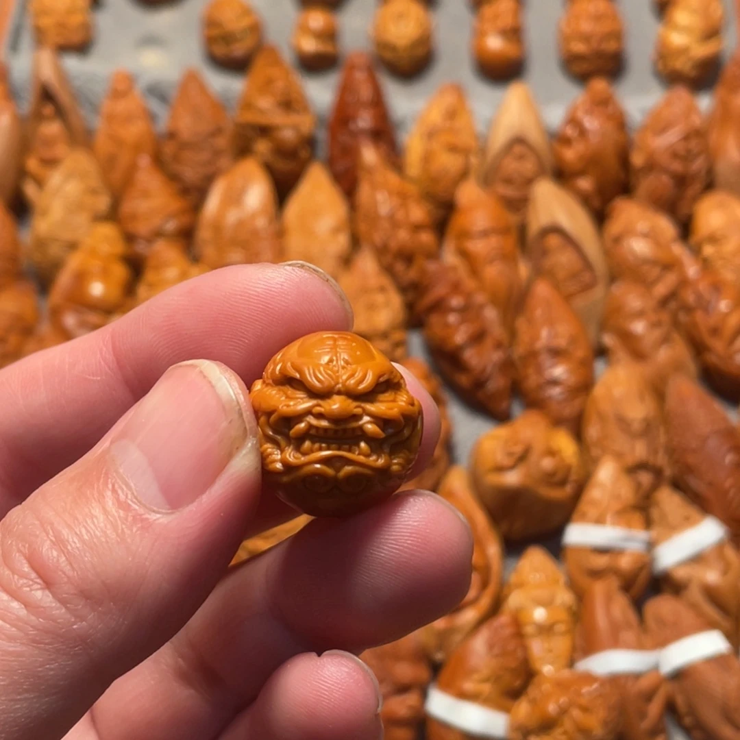 橄榄核手串/手链虎头僧