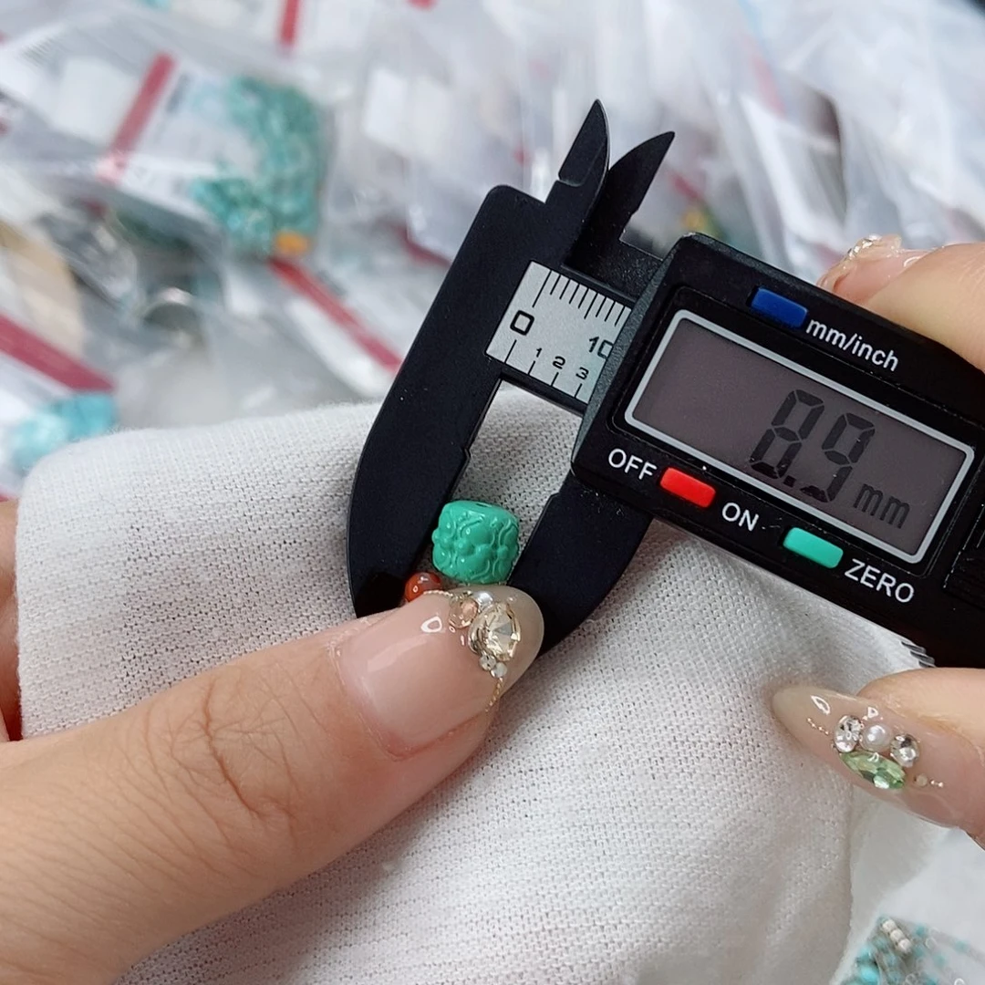 南红玛瑙未镶嵌珠宝奇石