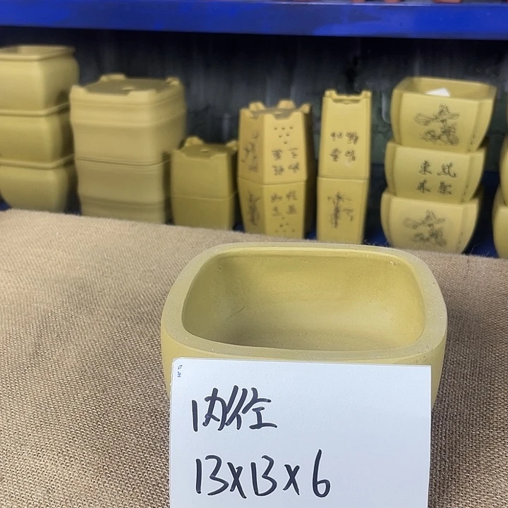 送塑料托盘。 防漏片