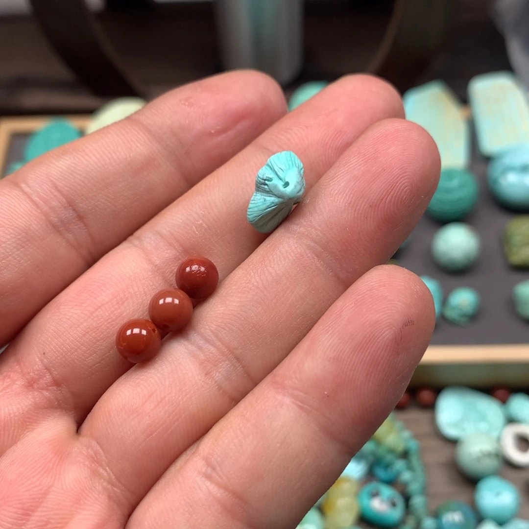 南红玛瑙雕刻未镶嵌