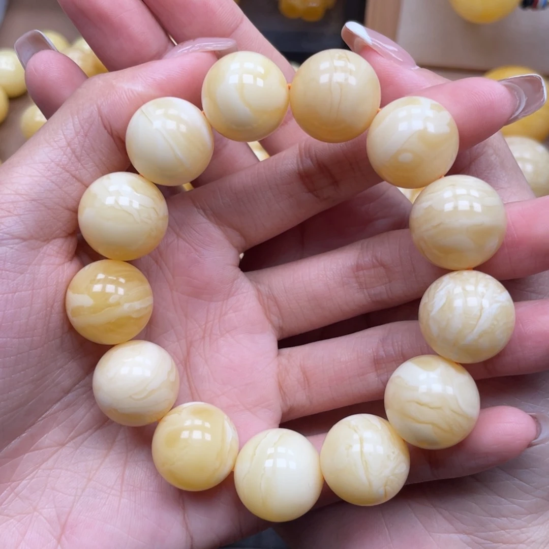 未镶嵌琥珀珠宝奇石