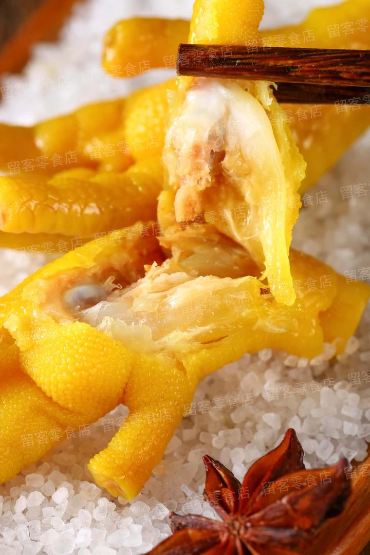 G【盐焗零食大礼包】五一小长假必备零食 顺丰包邮送到家！