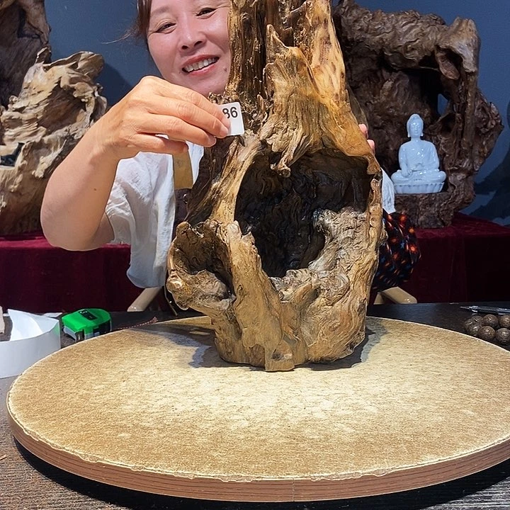 北*门286株木随行的小根艺