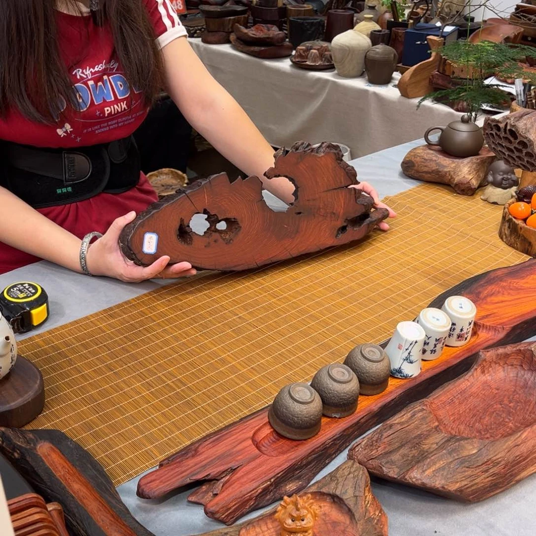 老挝红酸枝随形底座