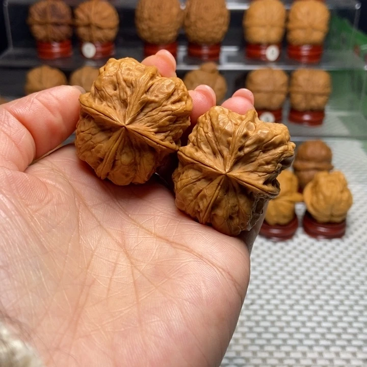 文玩核桃把件3石斧四棱