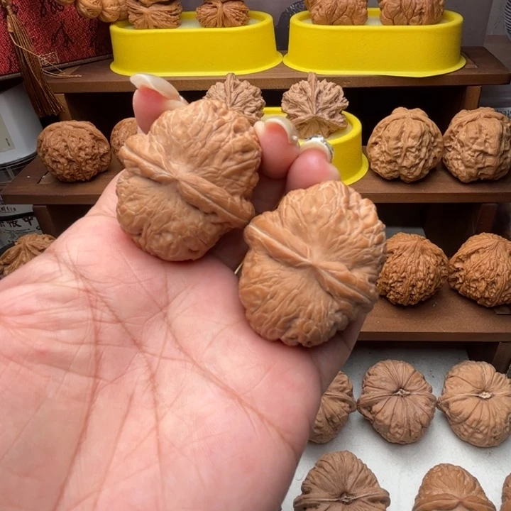 核桃文玩核桃，元宝43全品