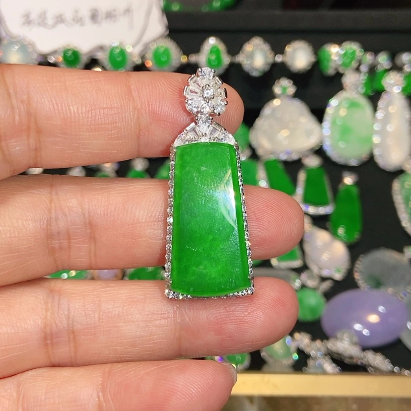 【闪购商品】颈饰未镶嵌翡翠天然翡翠