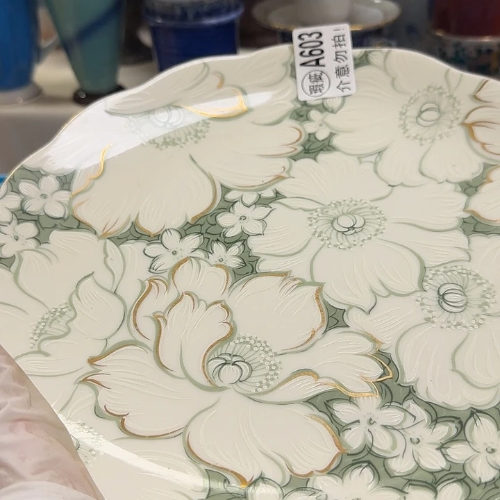 瓷片吴*谓开播啦…开播啦