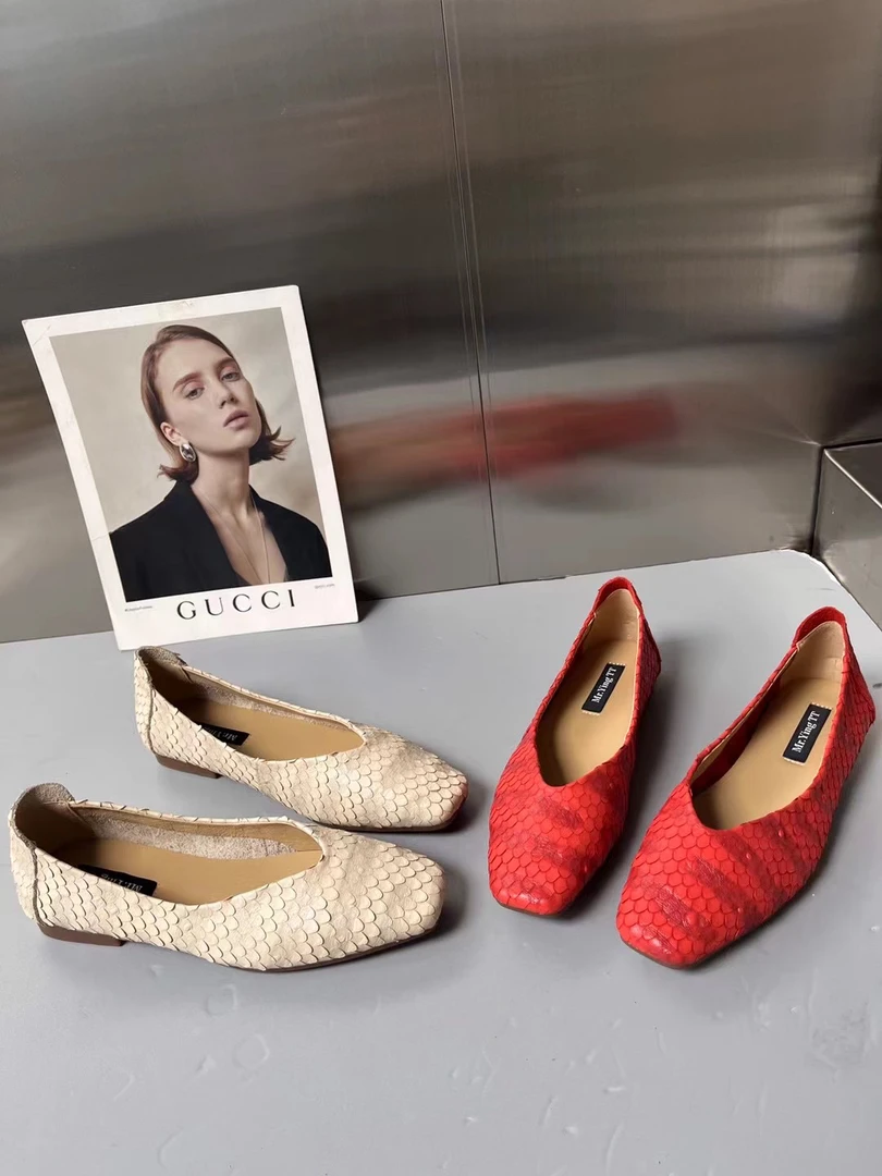 高跟夏季女士女鞋尖头平底鞋复古尖头低跟鞋浅口单鞋低跟方头