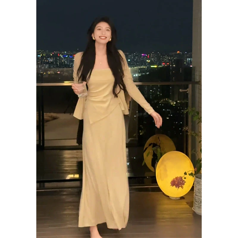 2025早秋新款女法式气质百搭长袖针织开衫修身吊带背心高腰半身裙