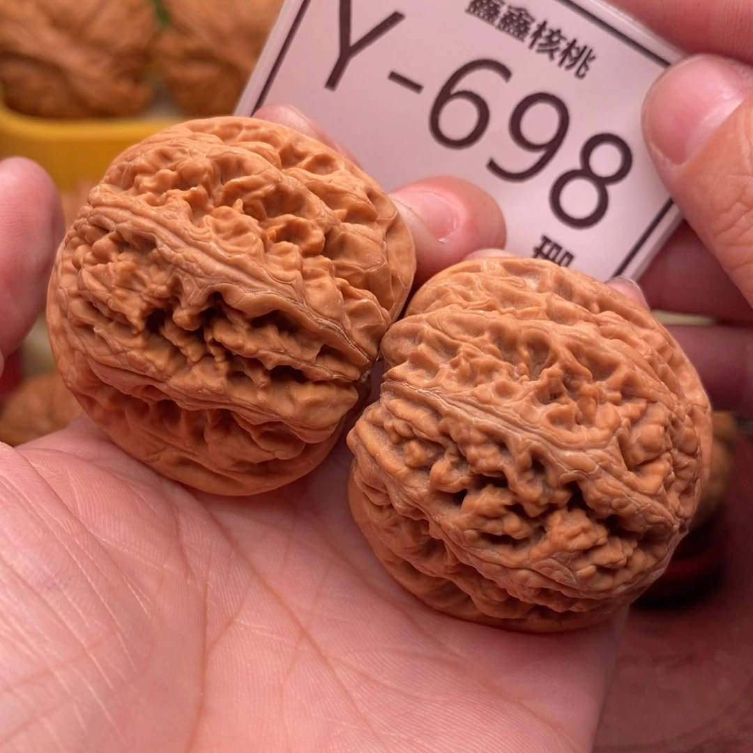 文玩核桃把件粗筋42