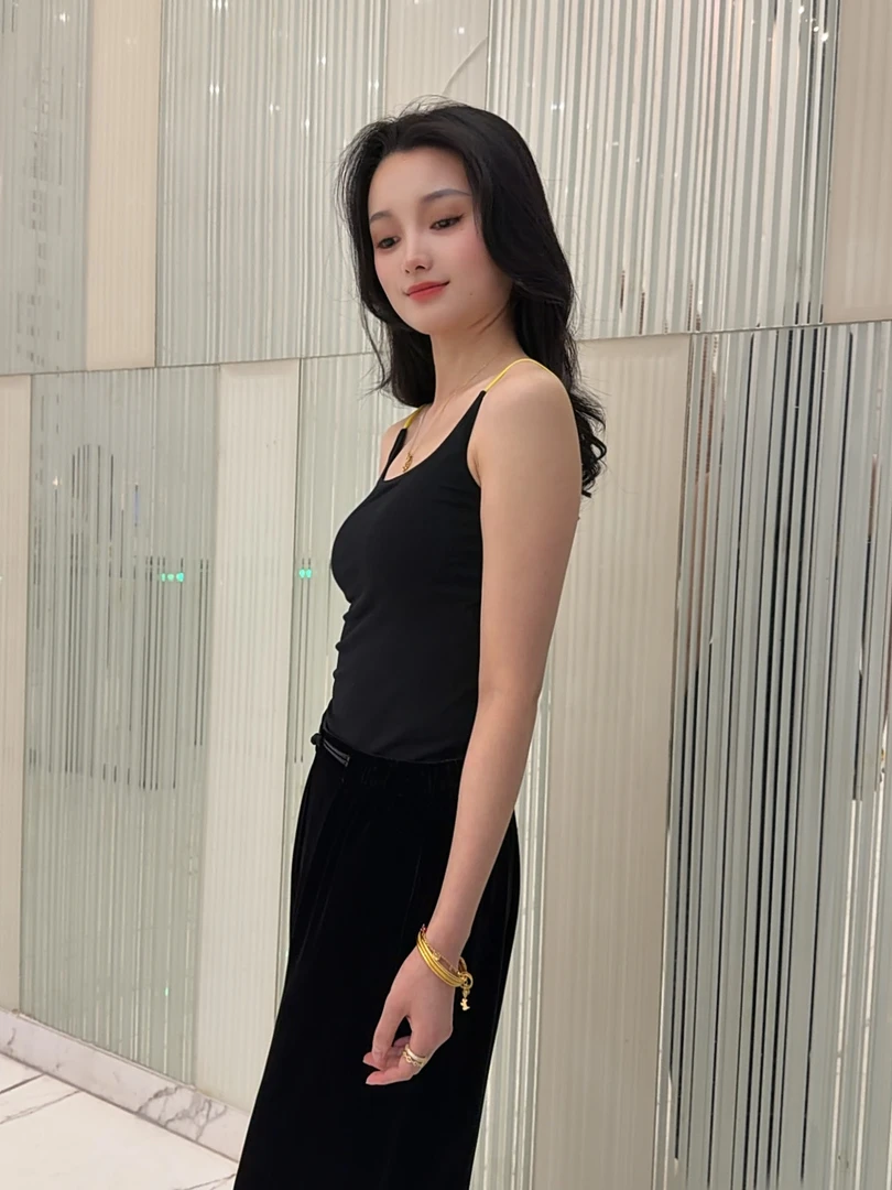 【大V】春夏秋冬黑色弹力气质极简风时尚百搭简约显瘦吊带0231