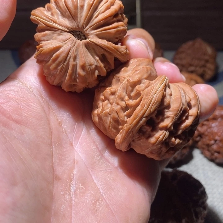 若***水文玩核桃把件核桃