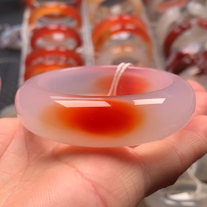 玛瑙/玉髓未镶嵌手镯