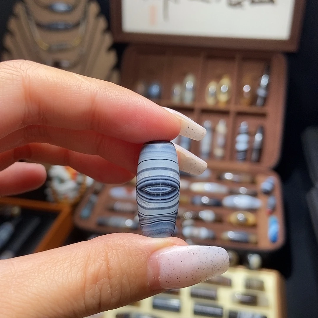 玛瑙/玉髓未镶嵌吊坠(赠链)