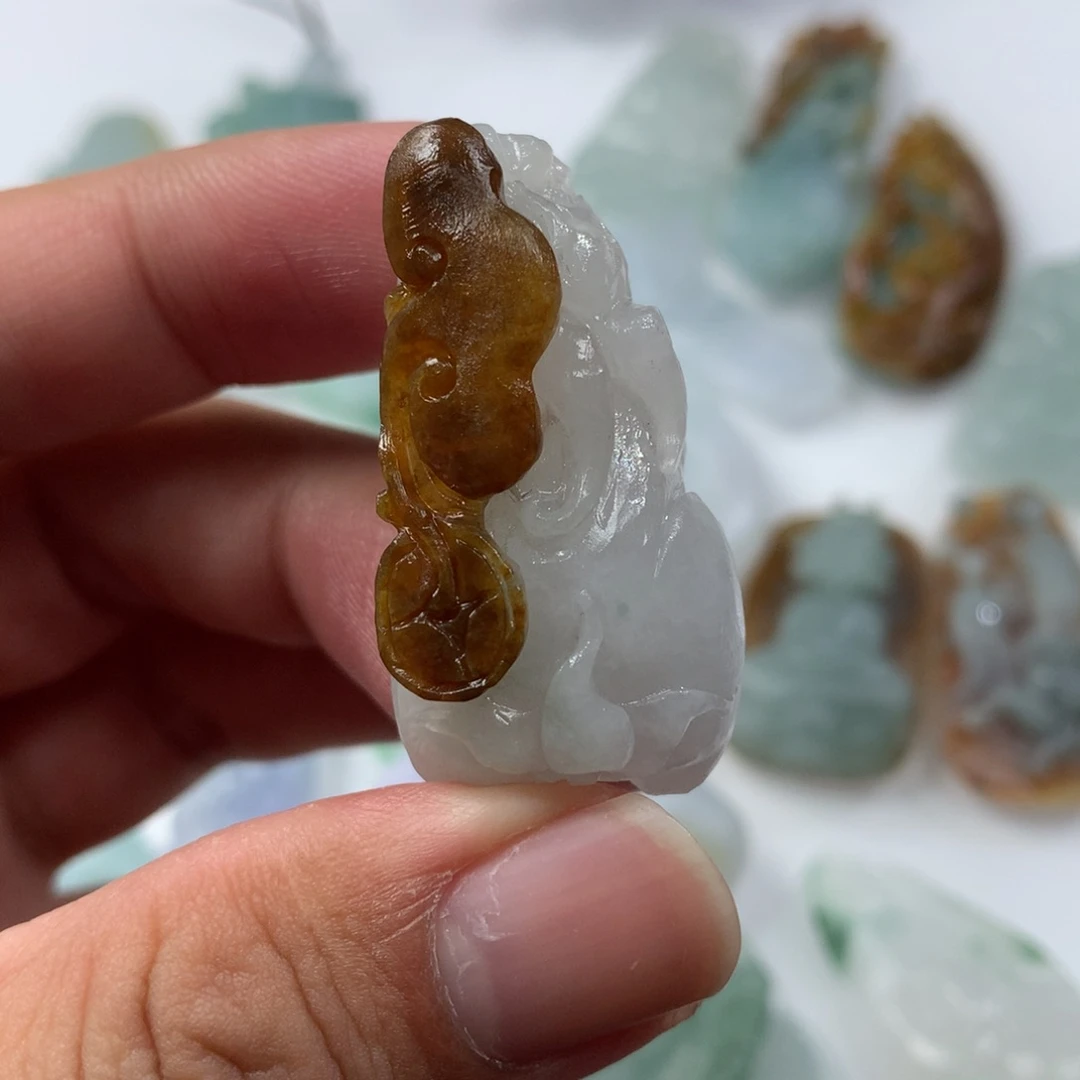 未镶嵌定制翡翠吊坠