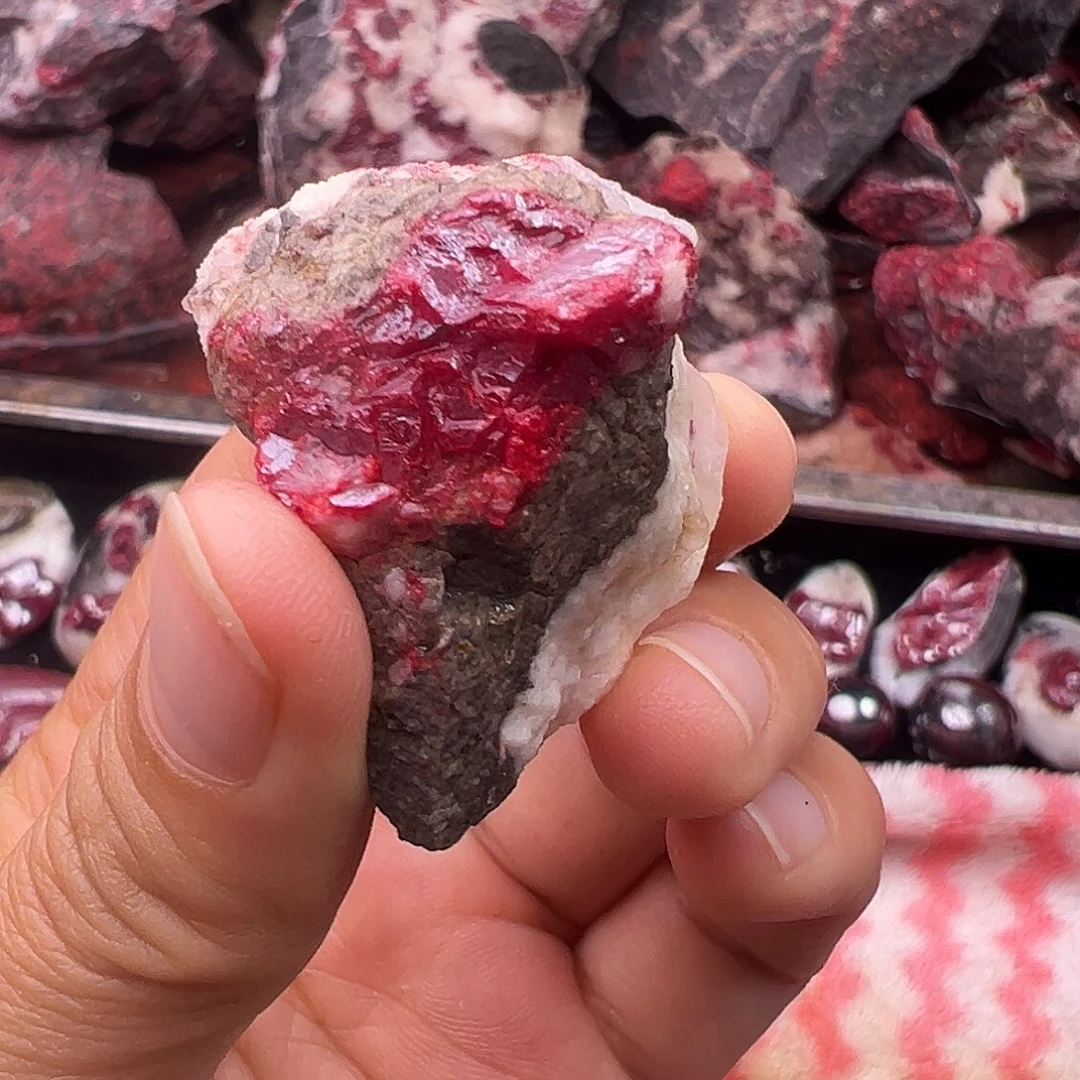 心***忧天然辰砂天然原矿朱砂