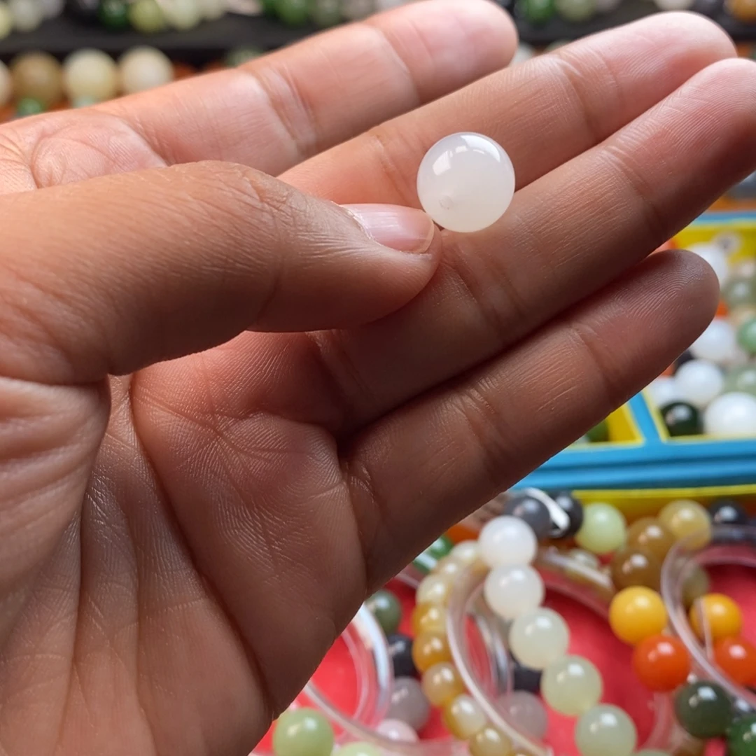 和田玉未镶嵌珠宝奇石卡12一级白y水线