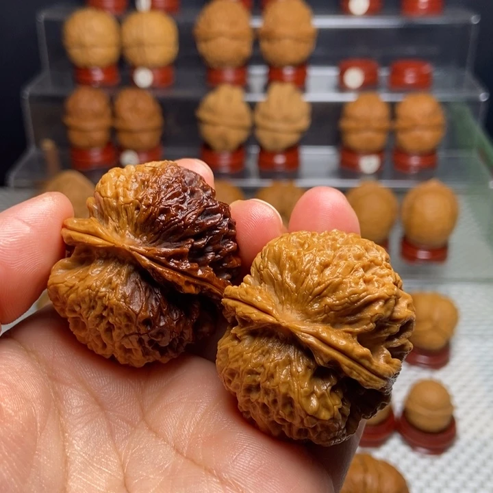 文玩核桃把件麒麟王24
