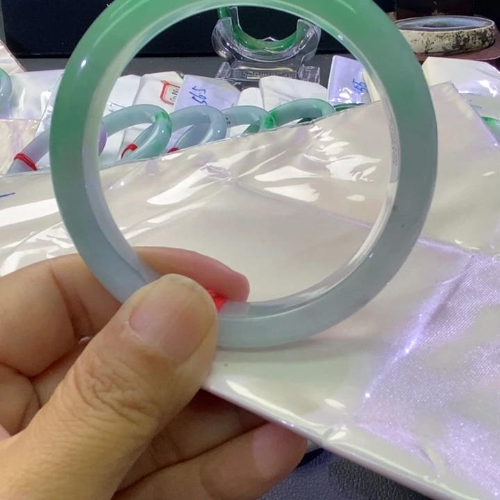 B***_专拍链接，拍哪发哪