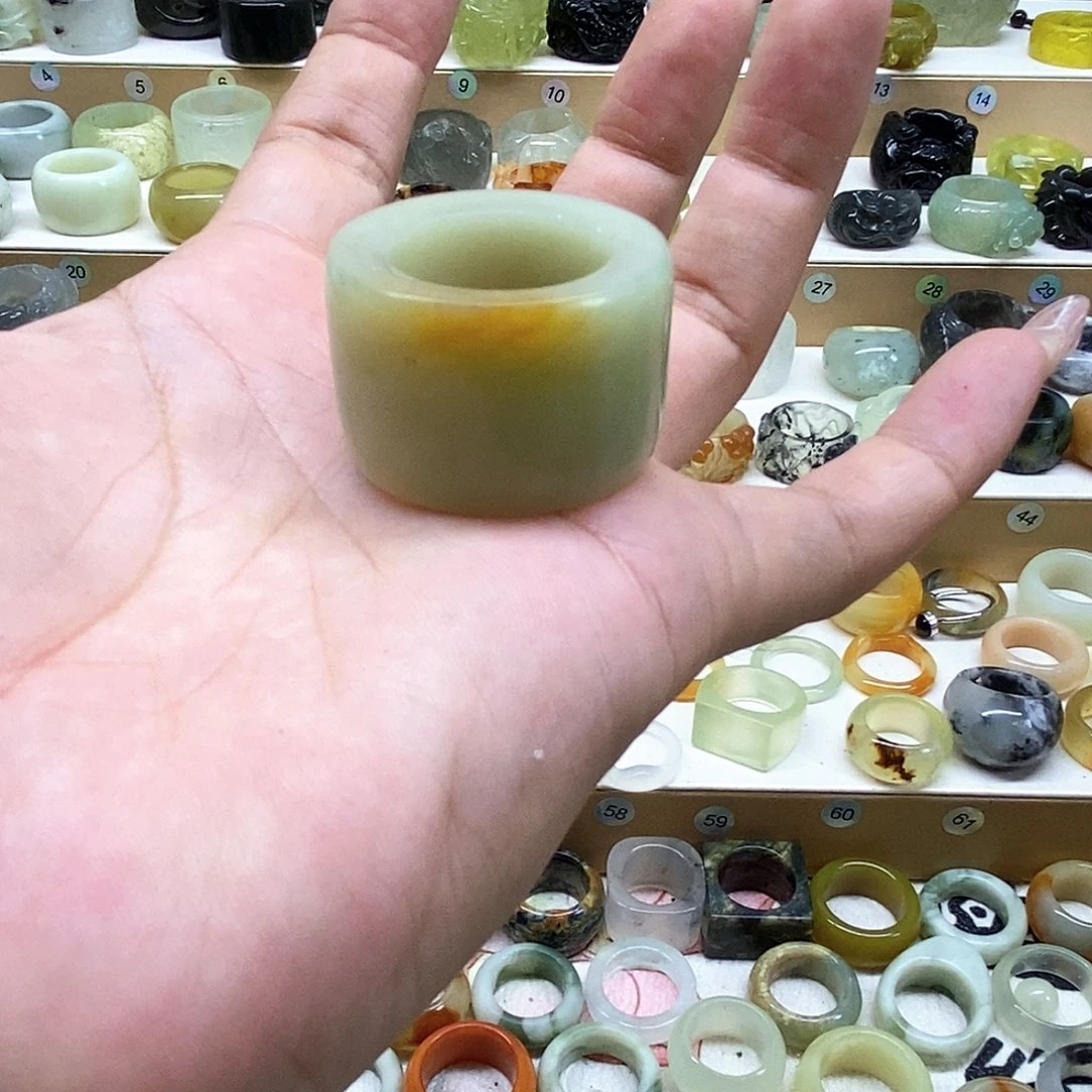 释***智岫玉未镶嵌天然岫玉戒指