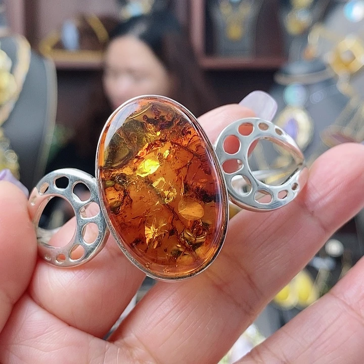 琥珀手镯银S925镶嵌手镯