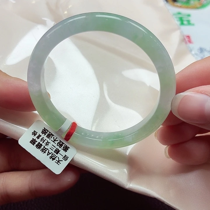 翡翠未镶嵌手镯天然缅甸A货翡翠