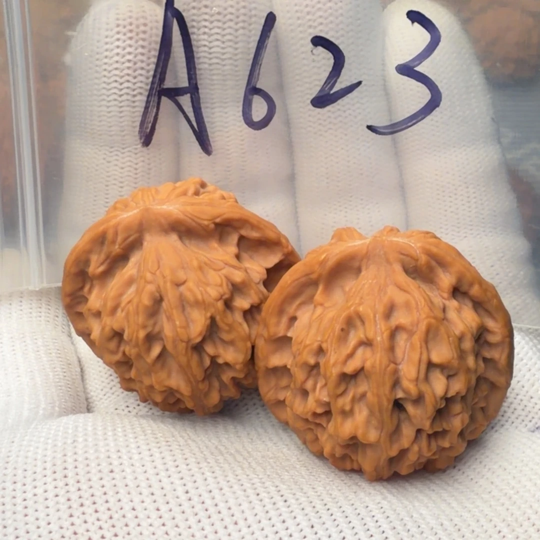 @***七文玩核桃吊坠A623全品天地38