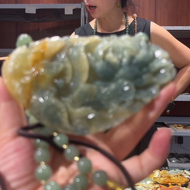 岫玉未镶嵌毛衣链