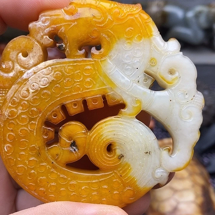 未镶嵌蛇纹石玉颈饰