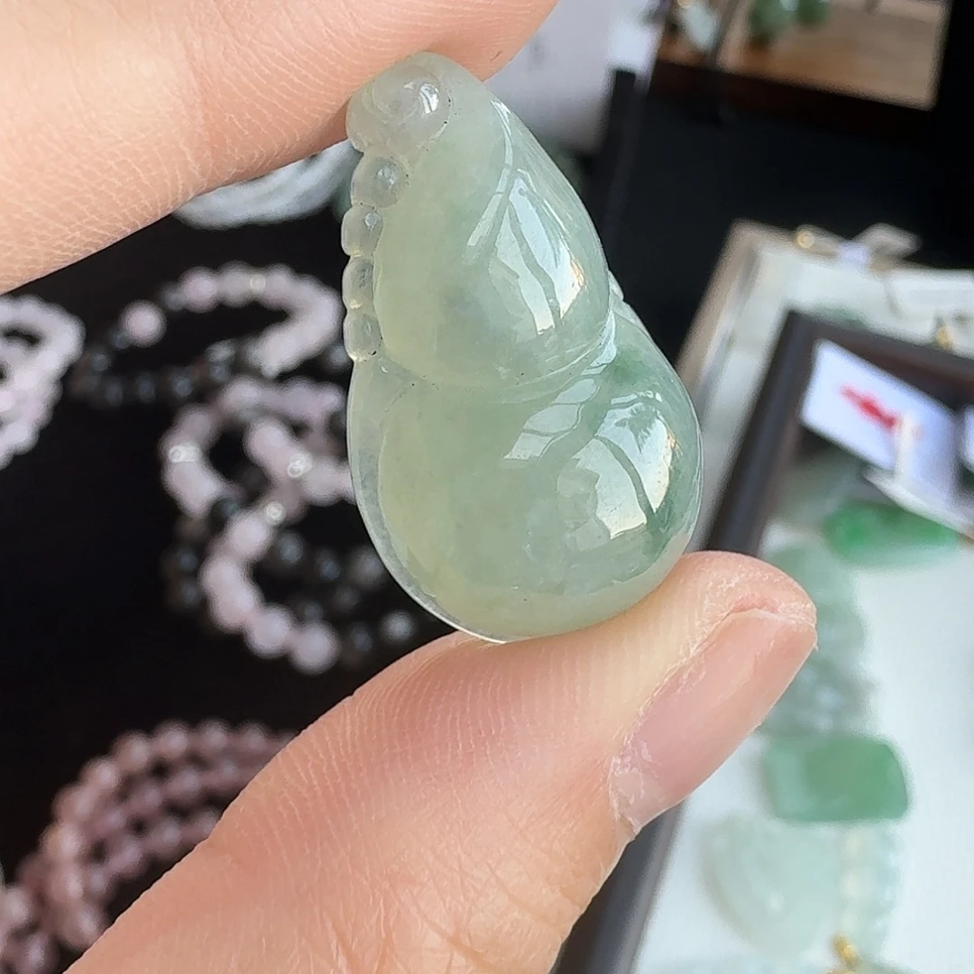 翡翠未镶嵌颈饰冰葫芦