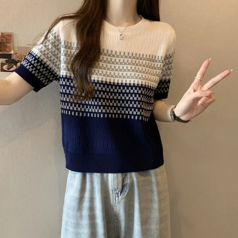 2025新款复古渐变色条纹T恤女洋气冰丝时尚套显瘦小众短袖上衣