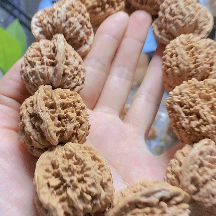 【闪购商品】核桃把件37满天星手持