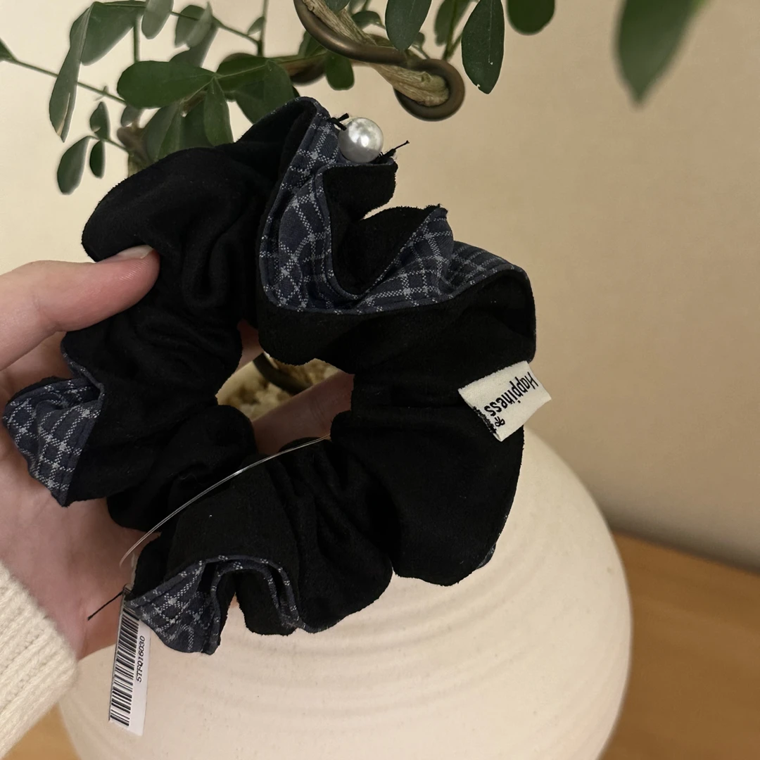 番茄家-黑色格子珍珠绒感大肠圈