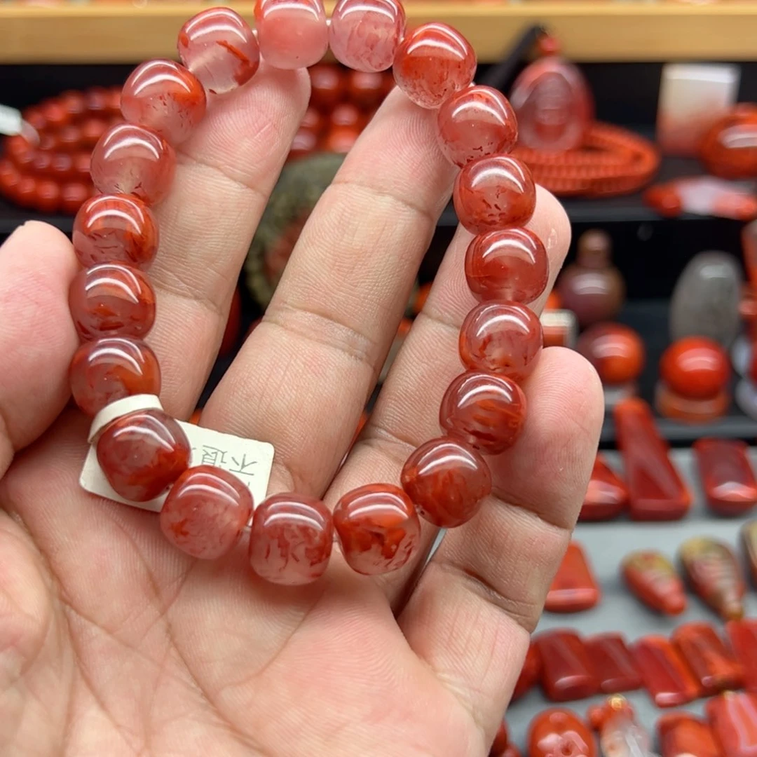 南红玛瑙配饰未镶嵌