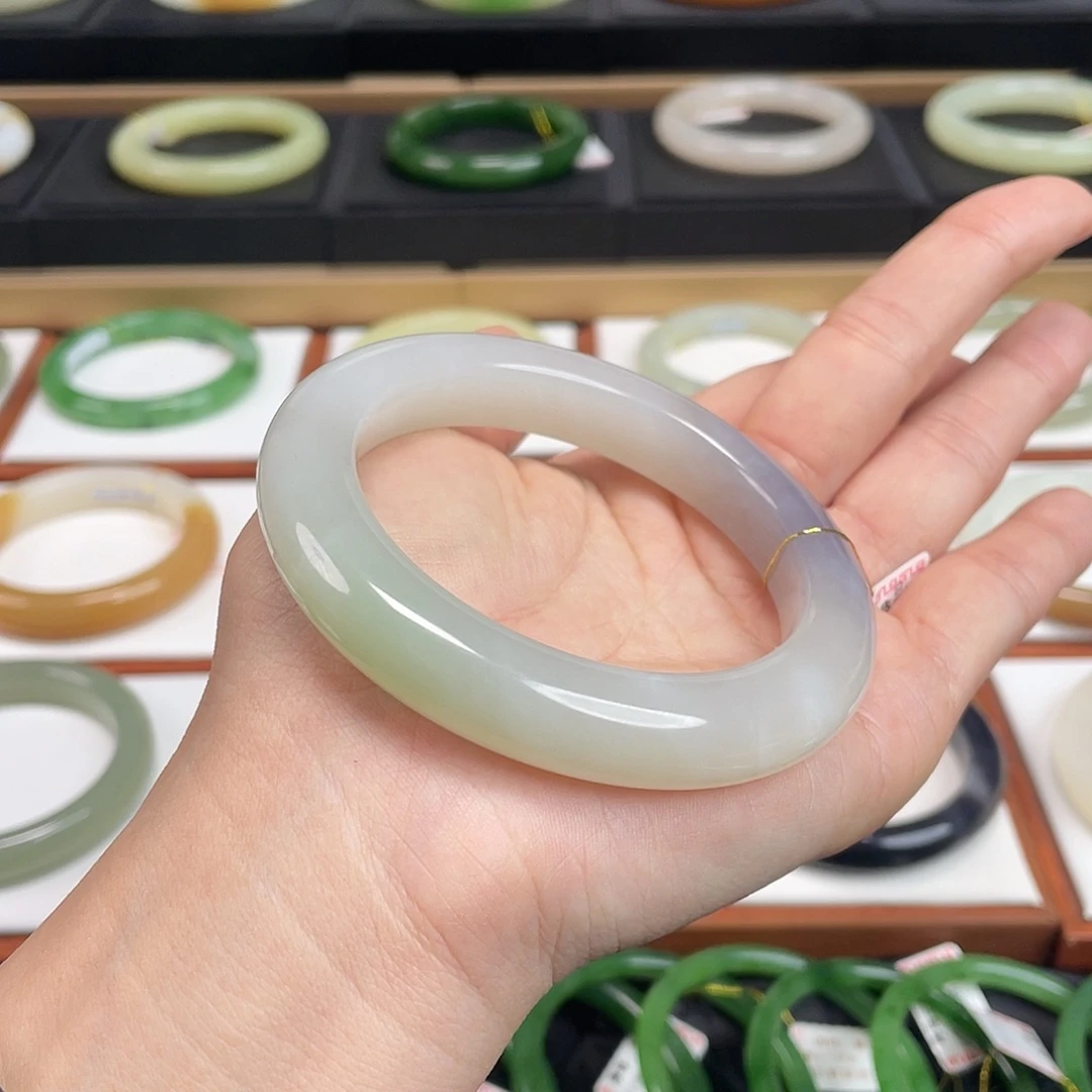 和田玉未镶嵌手镯-一口紫翠 三色镯